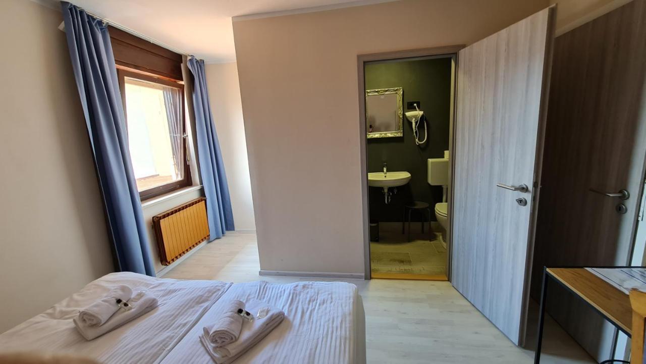 Pension Knafel Zirovnica Exterior foto